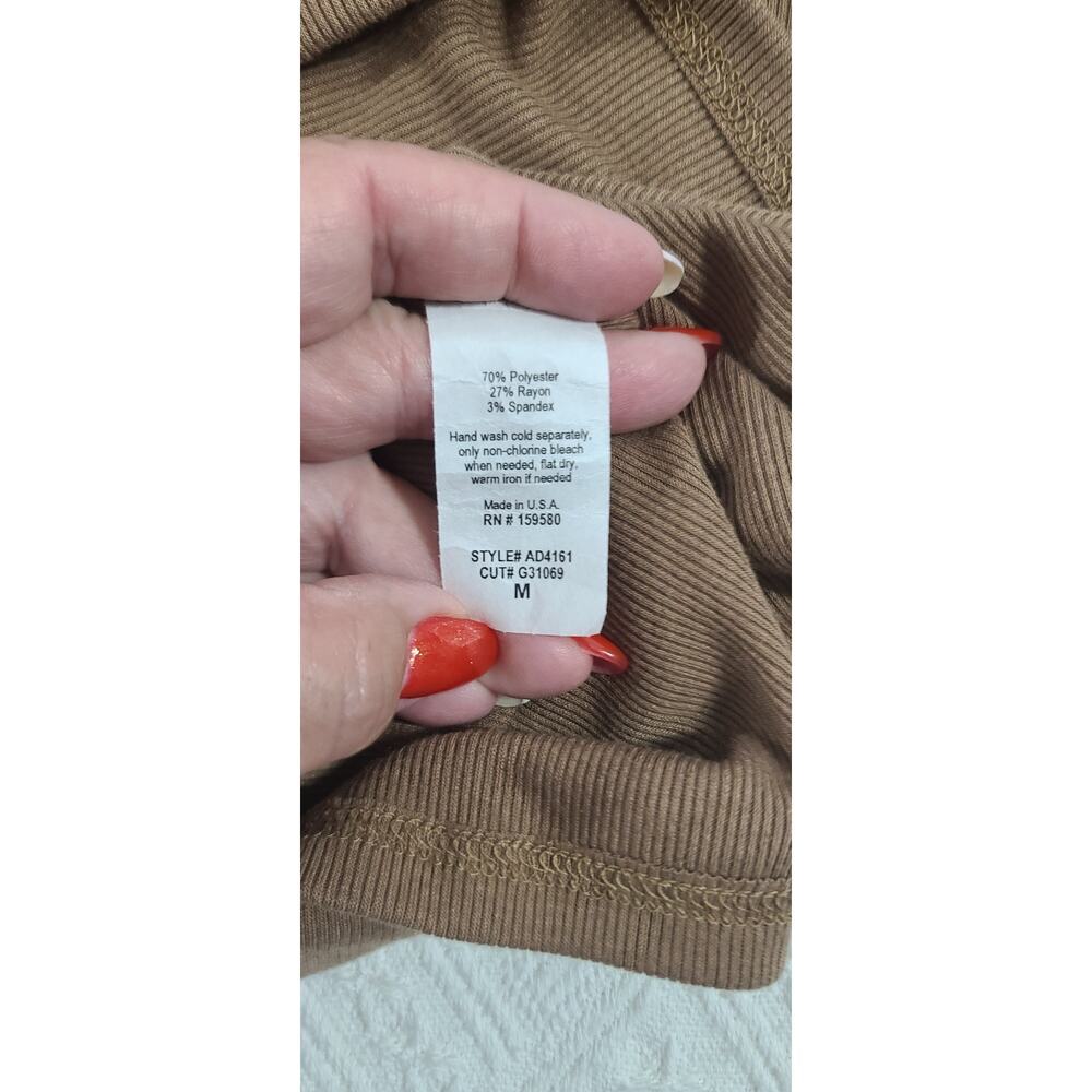 Gilli Isobel short sleeve ribbed fitted maxi brown short sleeve Size Medium fall - Picture 9 of 11